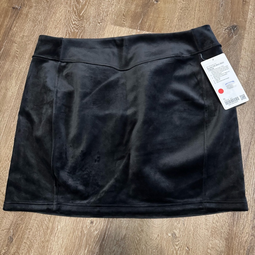 Lululemon Scuba High-Rise Mini Skirt *Velvet - Picture 5 of 8